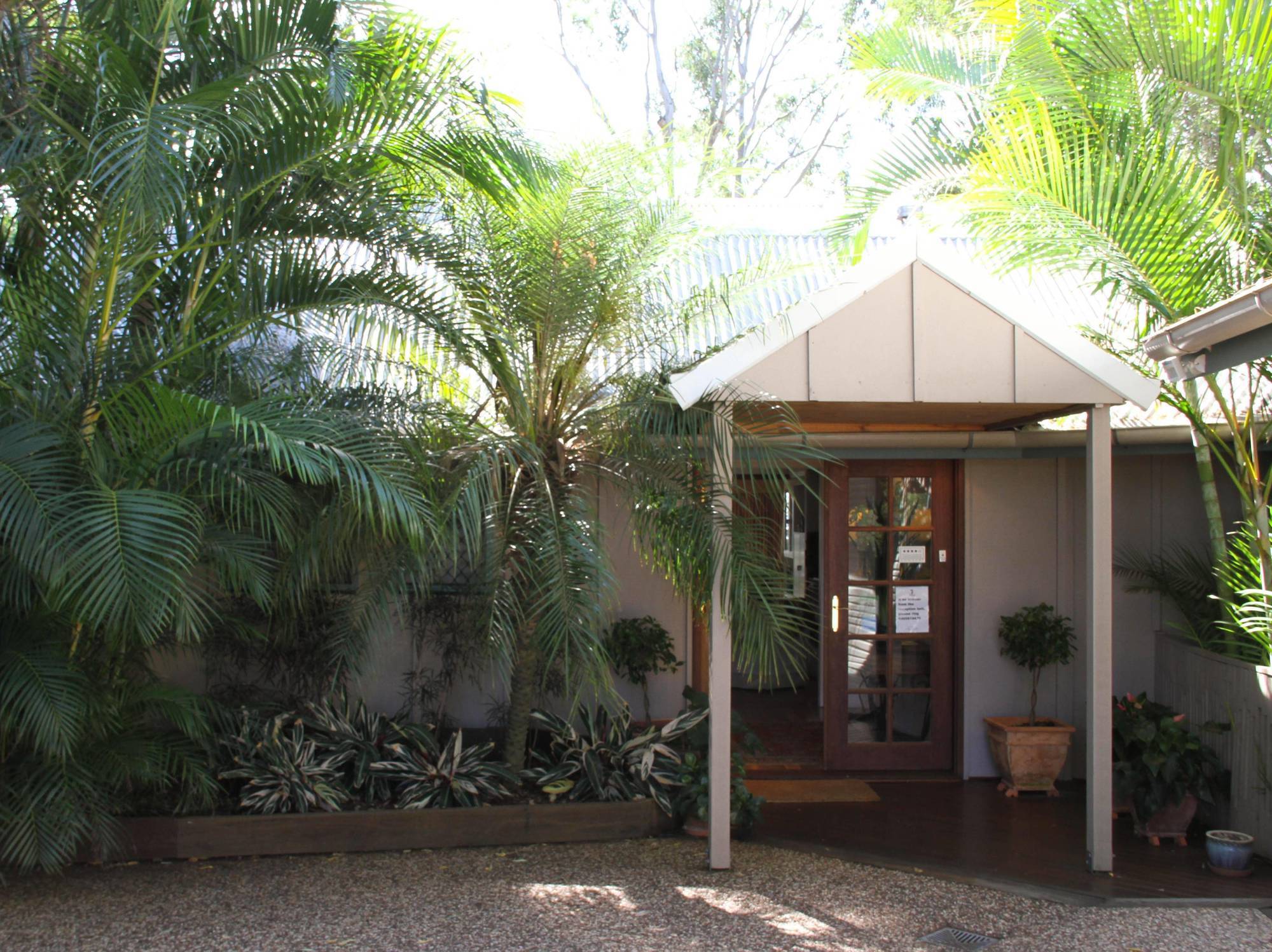 Arabella Guesthouse Alexandra Headland Extérieur photo