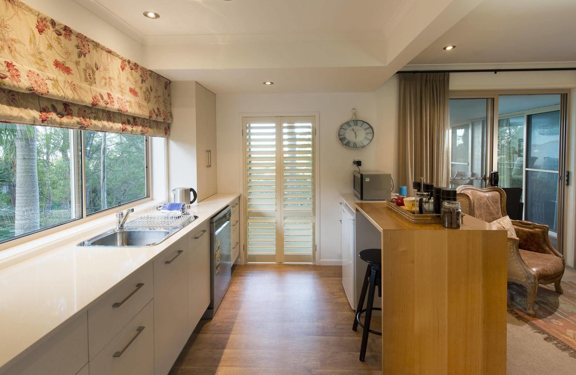 Arabella Guesthouse Alexandra Headland Extérieur photo
